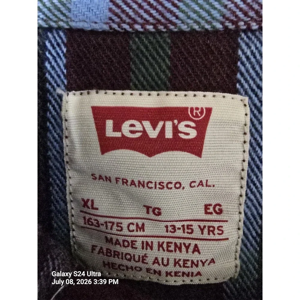 Levi's Boys XL (13-15) Plaid Collared Long Sleeve Button-Up Flannel Shirt, Logo
